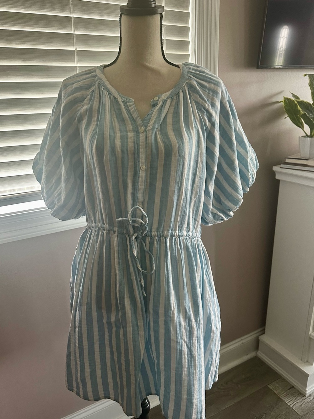 Old Navy Light Blue and White Striped Cotton Drawstring Dress